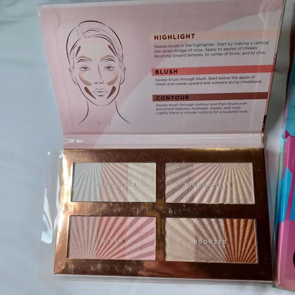 The creme shop and Ellen Tracey makeup pallet NWT - Picture 3 of 6